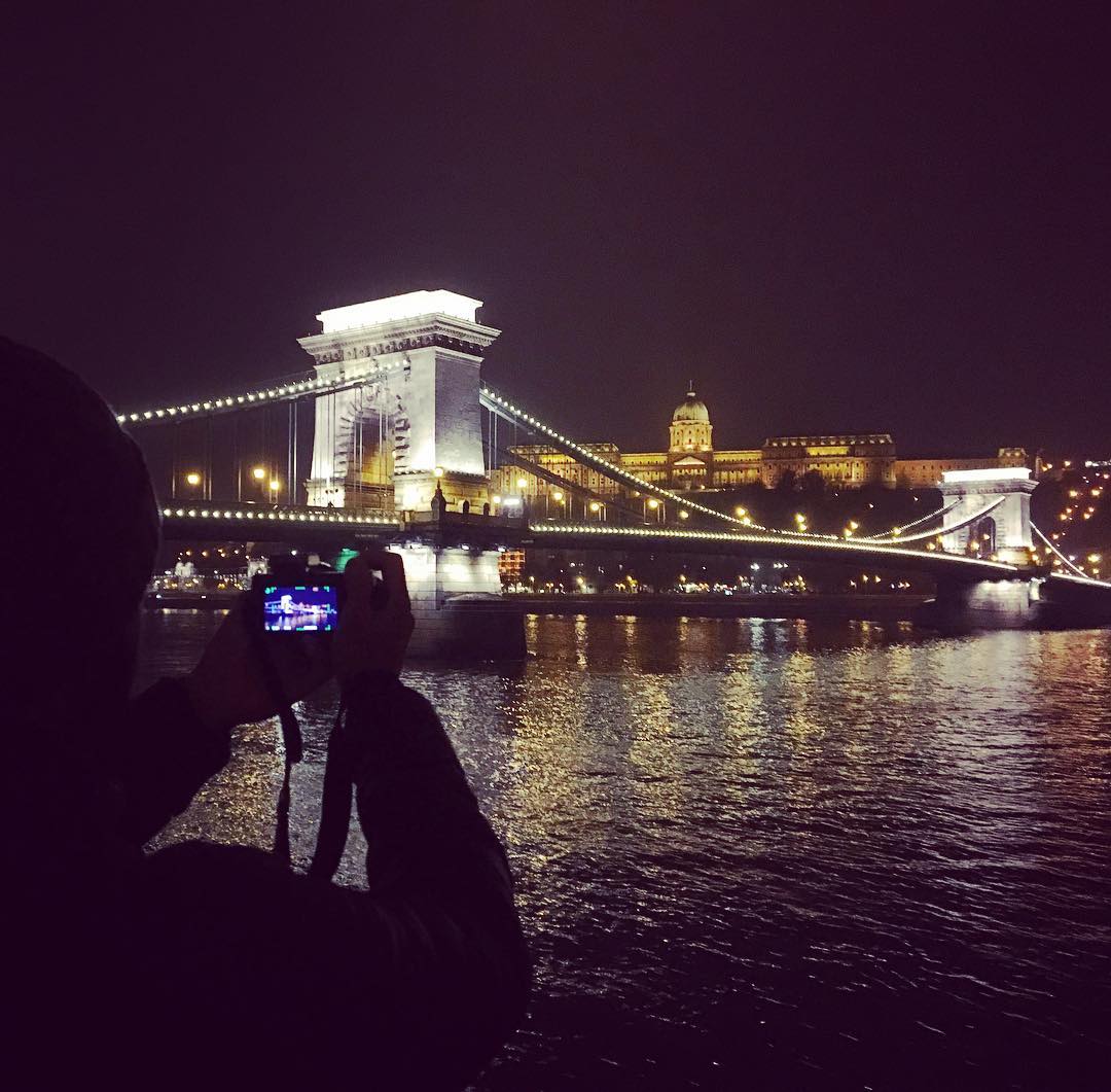 Enamorándonos de nuestro nuevo destino ... Budapest! *******...