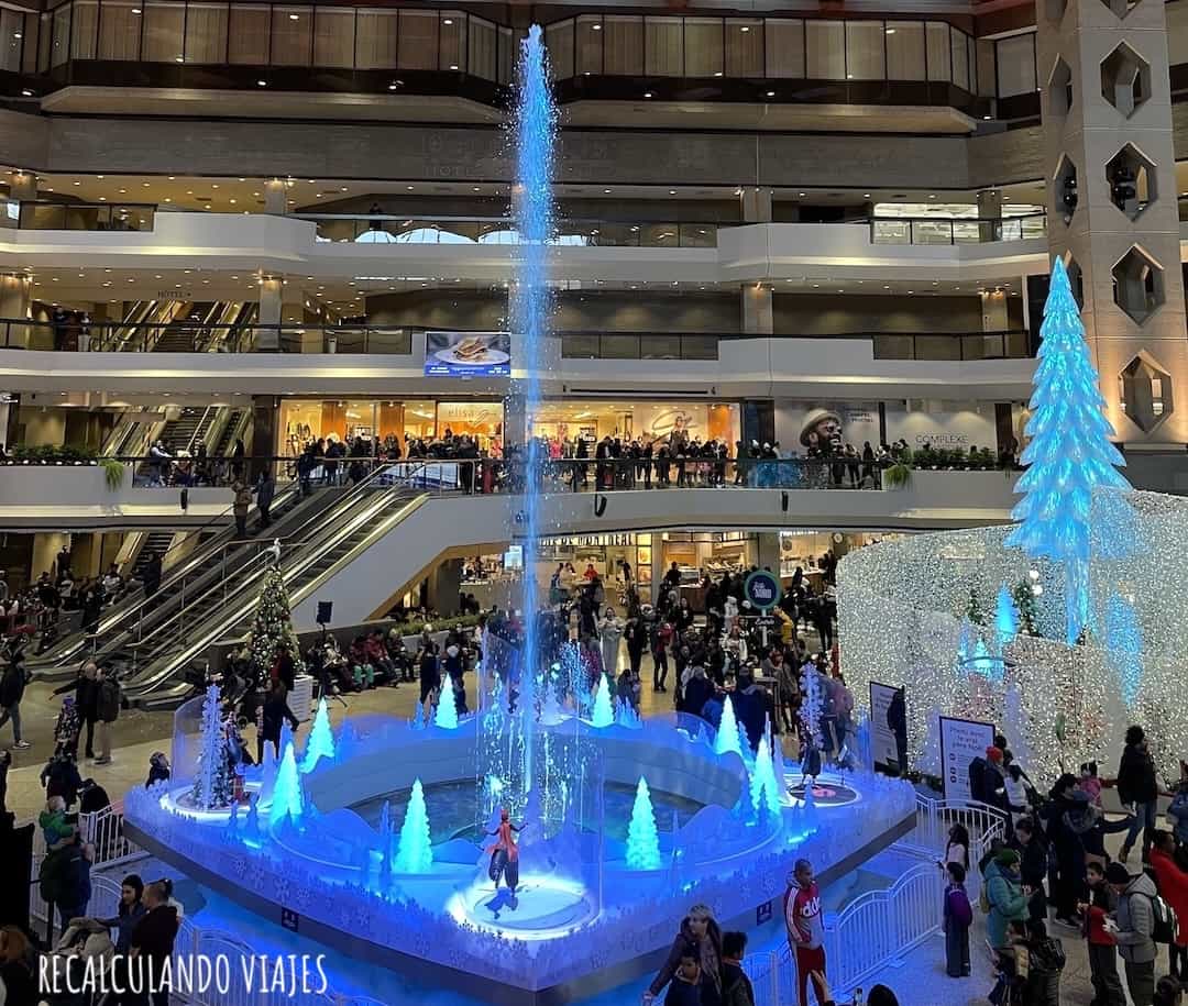 montreal en navidad complexe desjardins