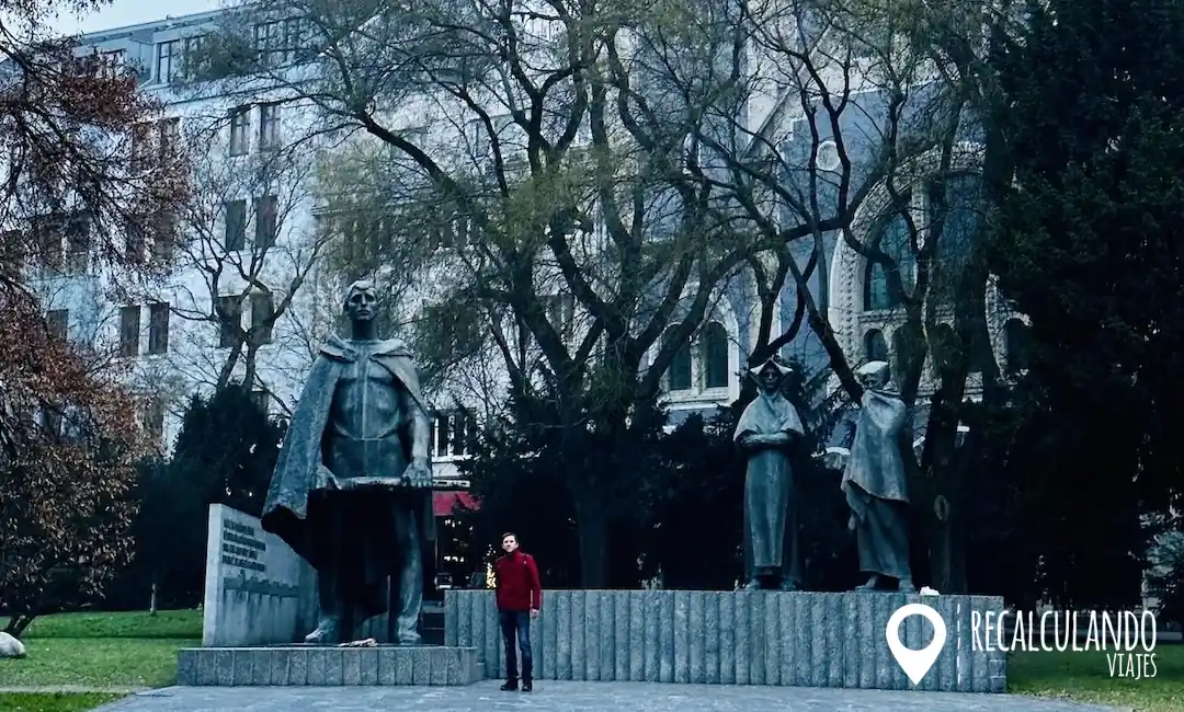 bratislava levantamiento eslovaquia - pamatnik SNP