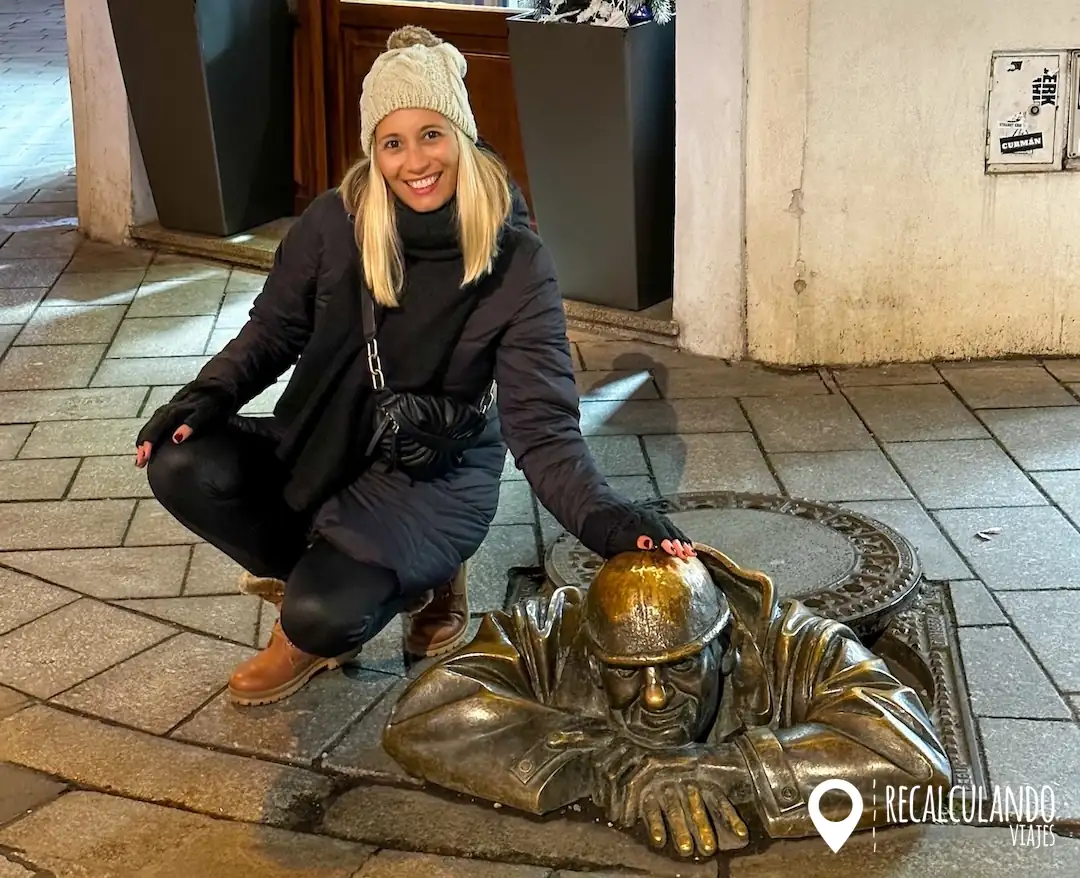 que ver en bratislava - estatuas cumil