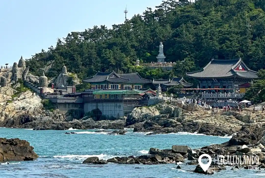 que ver en busan - templo haedong yonggungsa