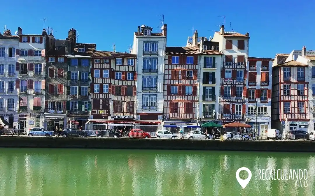 que ver bayona francia