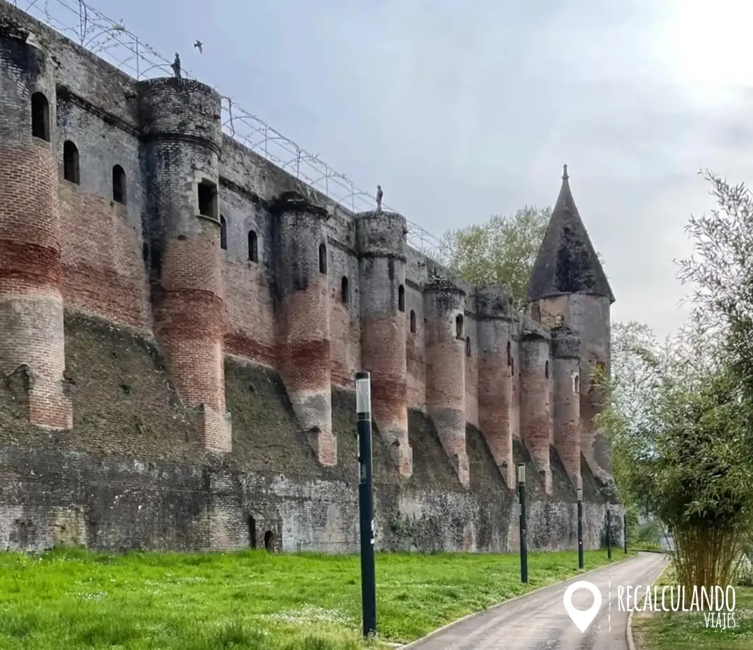 que ver en albi murallas