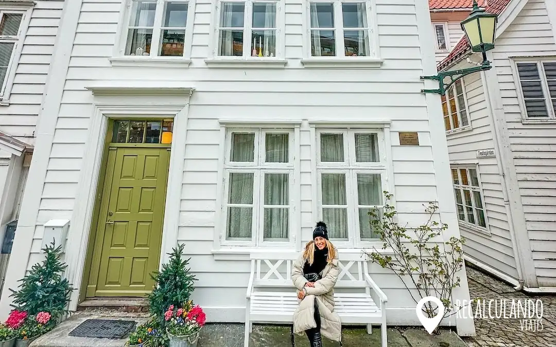 que ver en bergen casitas de colores