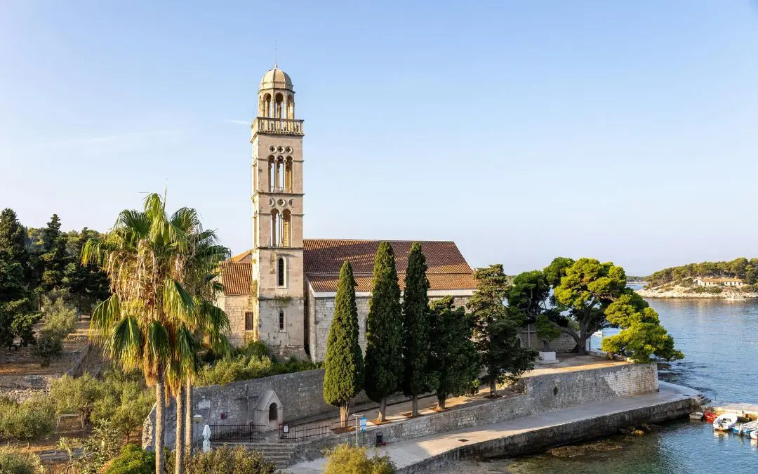 monasterio hvar