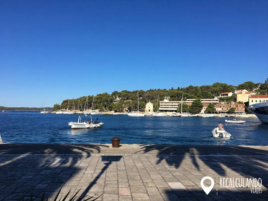 que ver en hvar puerto