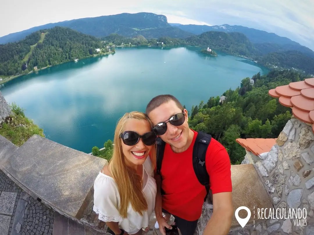 castillo de bled lago