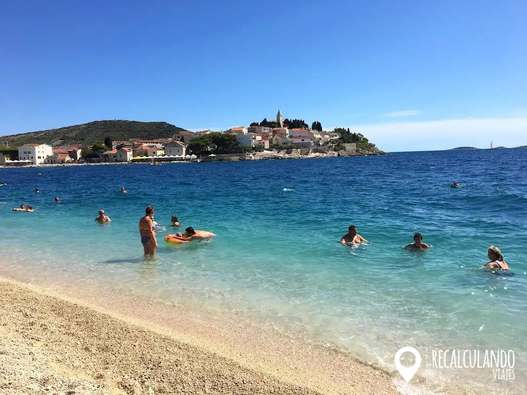 que ver en brac zlatni rat