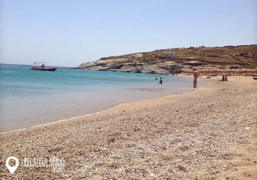 lia beach mikonos