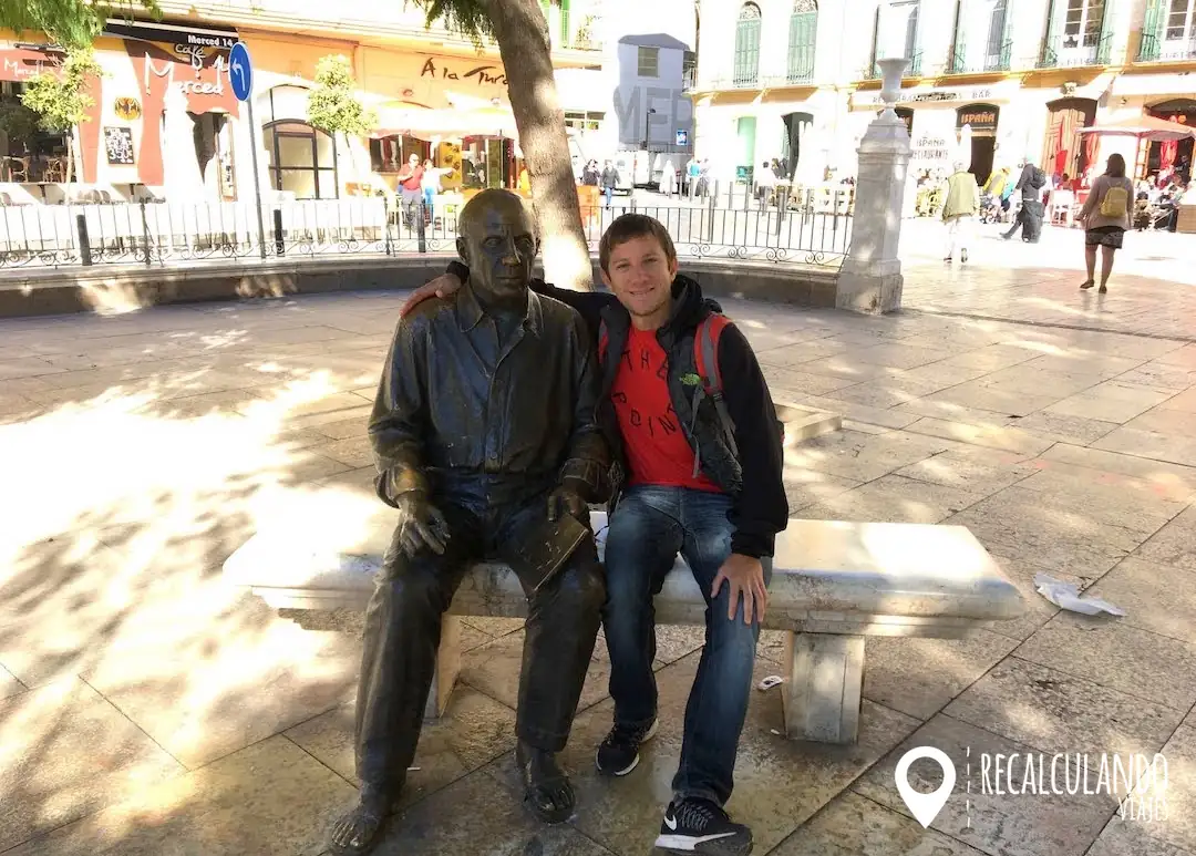 plaza de la merced estatua picasso