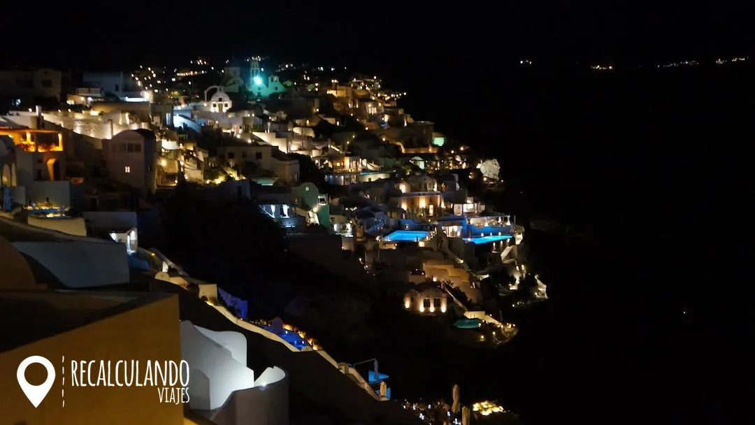 que ver en santorini en un dia