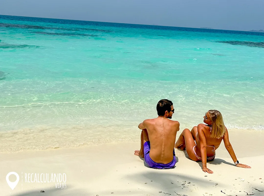 bikini beach dhigurah