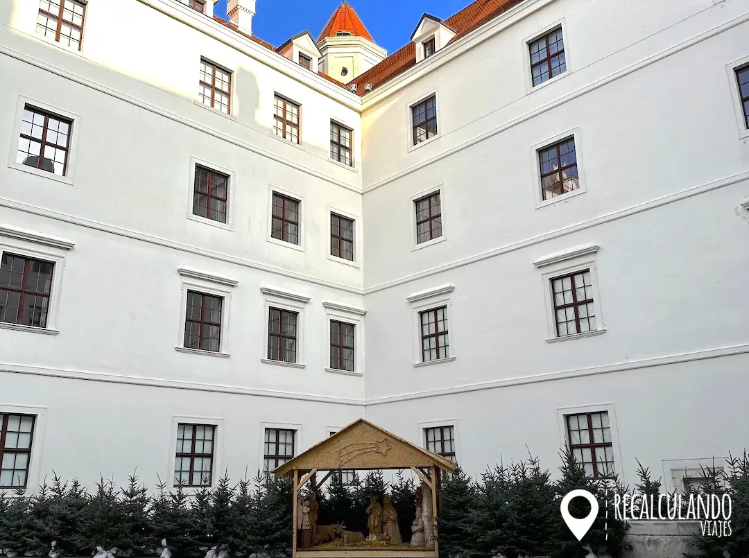 castillo bratislava en navidad