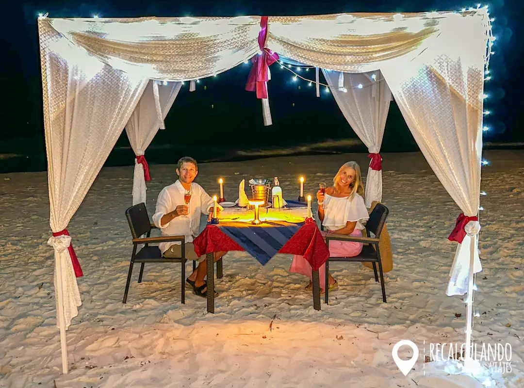 cena romantica ukulhas