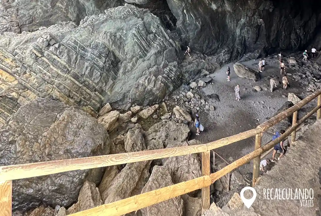 como llegar cuevas de ajuy