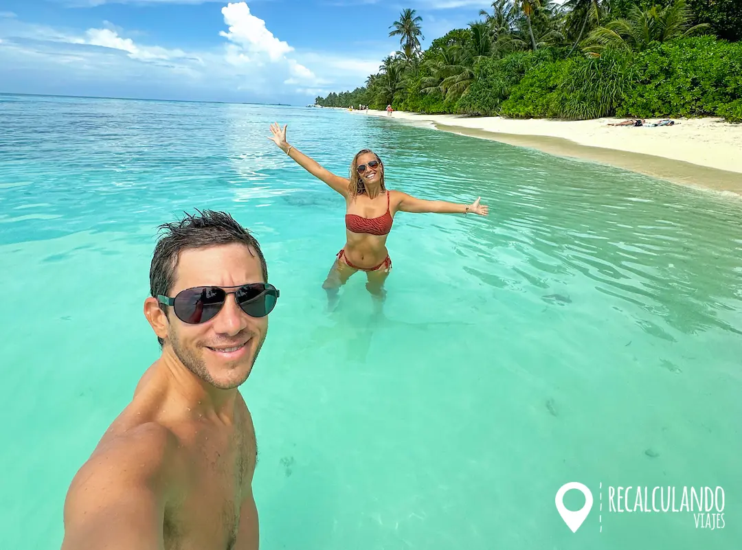 playa bikini beach dhigurah