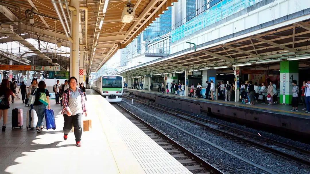 train station in tokyo