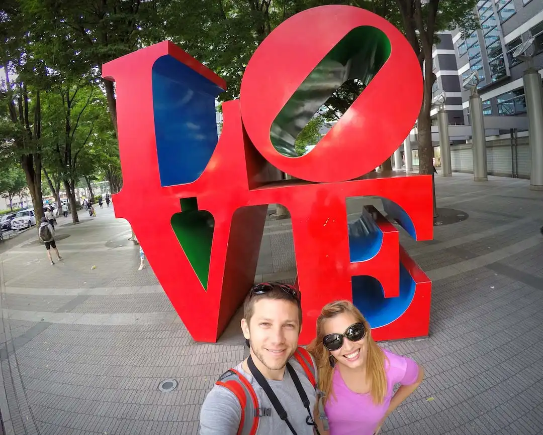 love sculpture in nishi-shinjuku