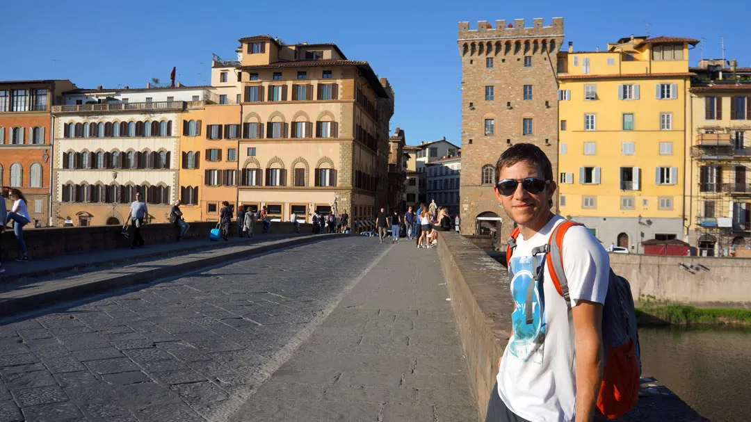 vista del ponte vecchio desde el ponte santa trinita
