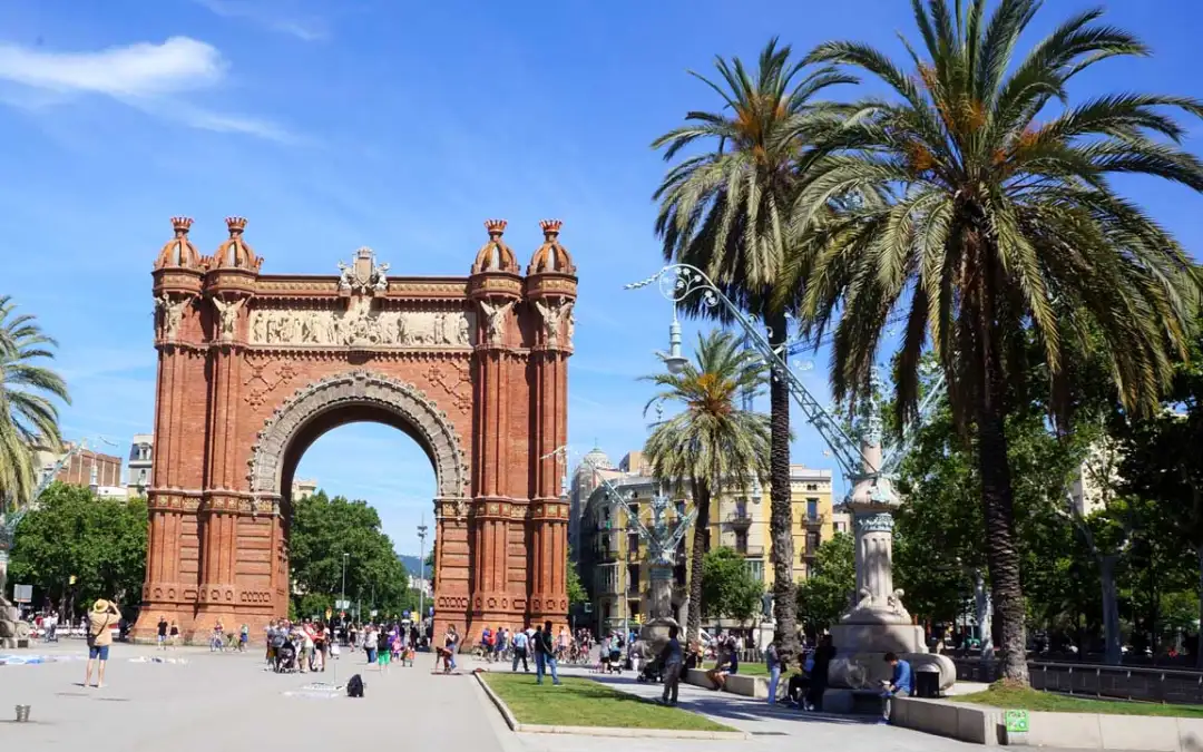 arc de triomf in barcelona