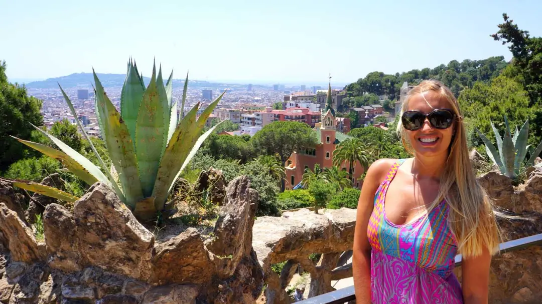nanu and facu at park guell
