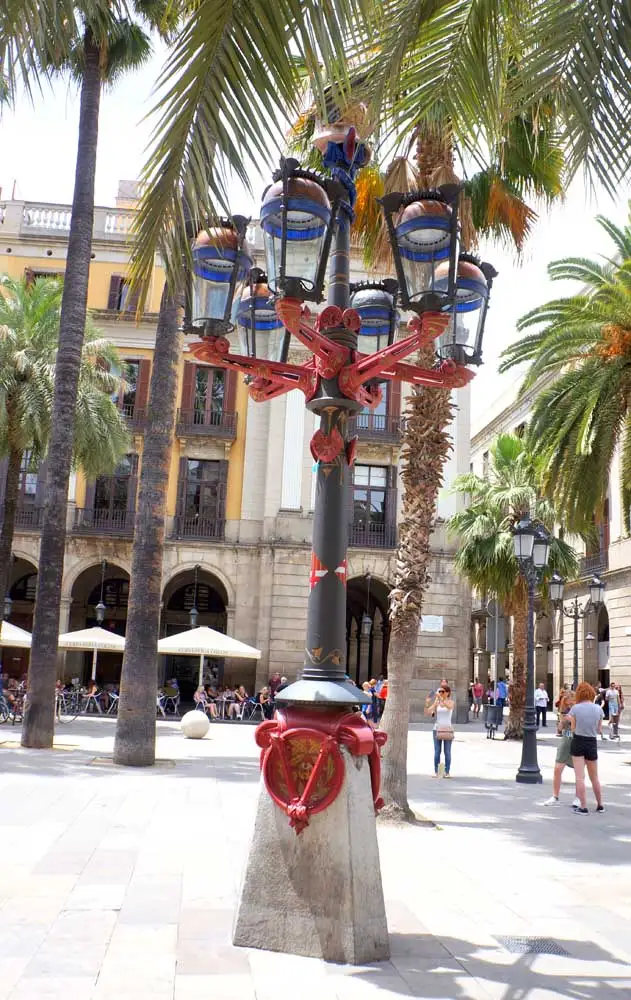 placa reial in barcelona